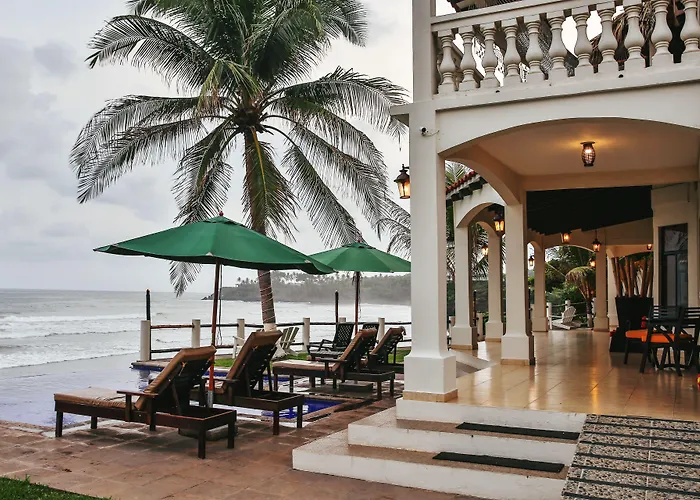 Vista Las Olas Resort